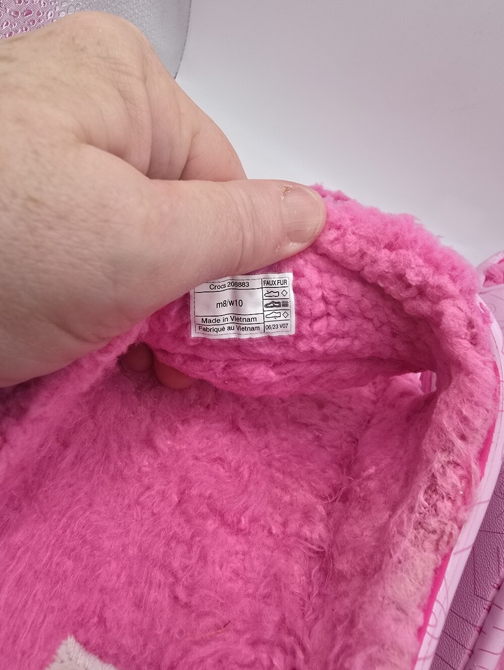 CROCS Cozzzy Pink Plush-Lined Mattel Barbie Slide Sandals. Worn Once. Ladies 10 - Picture 15 of 16